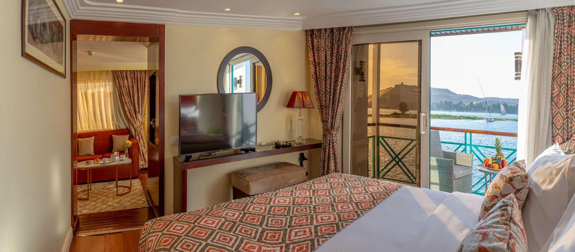 Готель Sonesta Moon Goddess Cruise - From Aswan To Luxor - 03 & 07 Nights Every Friday Екстер'єр фото