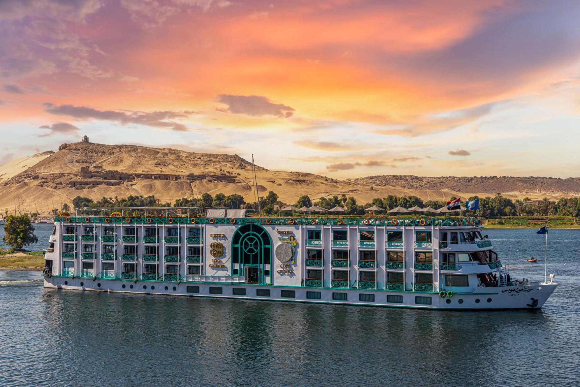 Готель Sonesta Moon Goddess Cruise - From Aswan To Luxor - 03 & 07 Nights Every Friday Екстер'єр фото